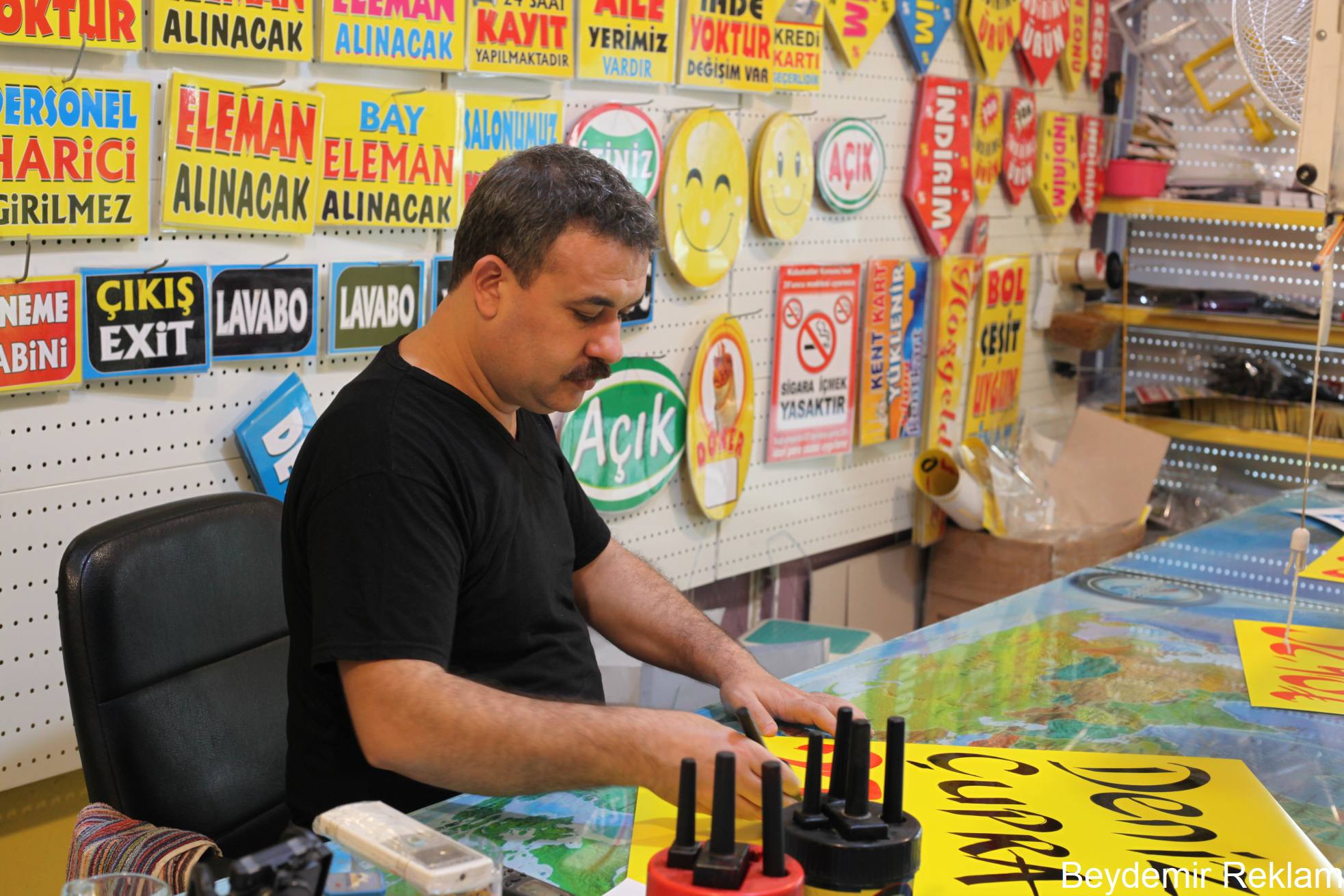 Sarı Kartoncu